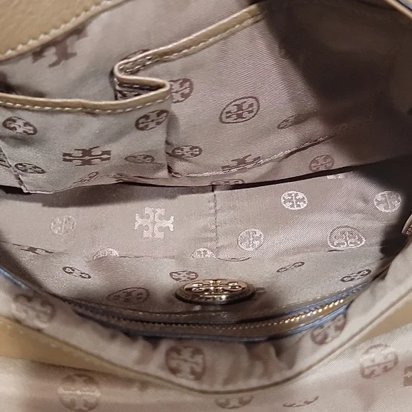 Tory Burch EUC Leather Flap Saddle Bag - Picture 15 of 16